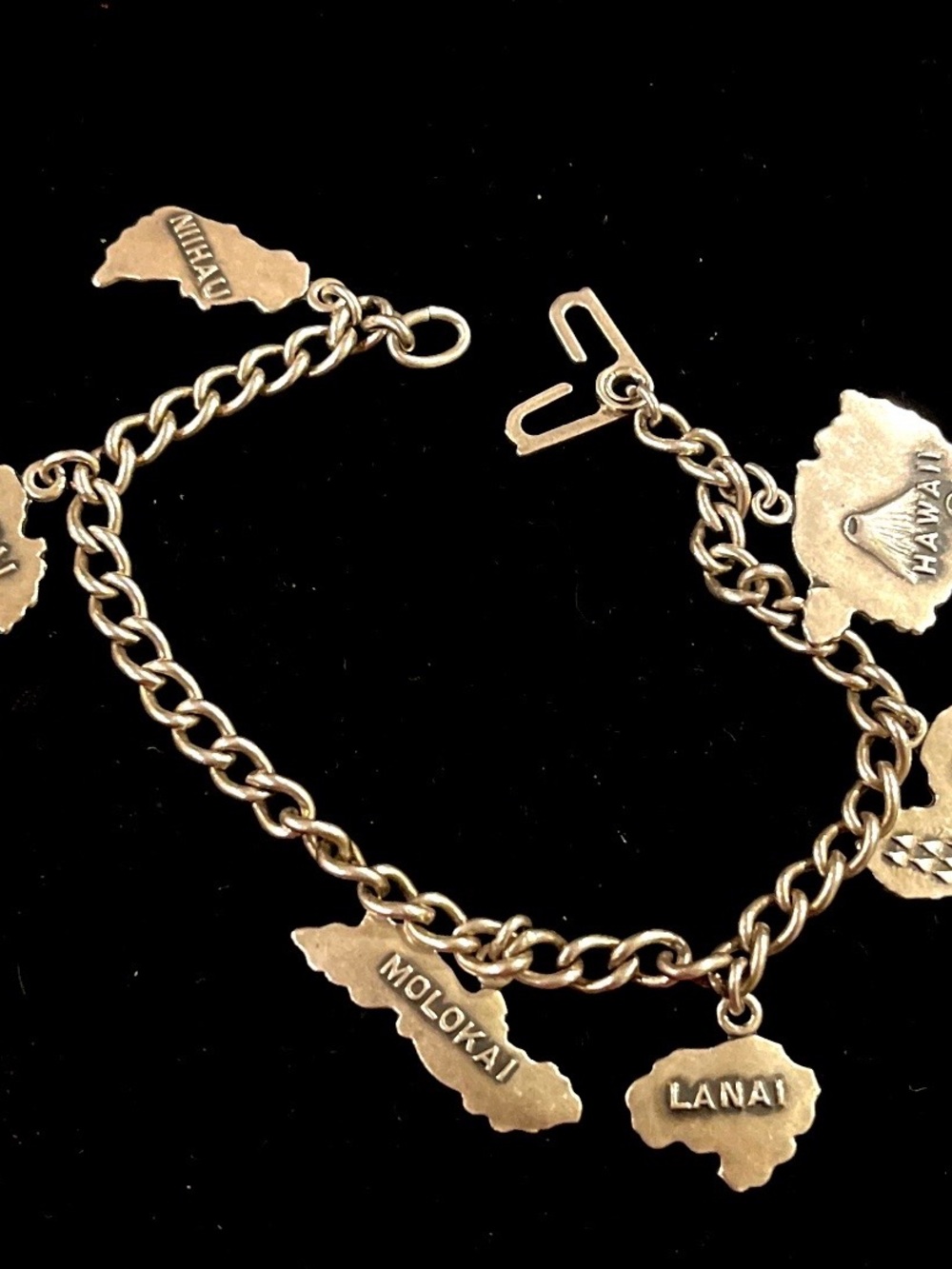 Vintage 1940s-1960s Sterling Silver  Hawaiian Islands Charm Bracelet - Picture 6 of 12